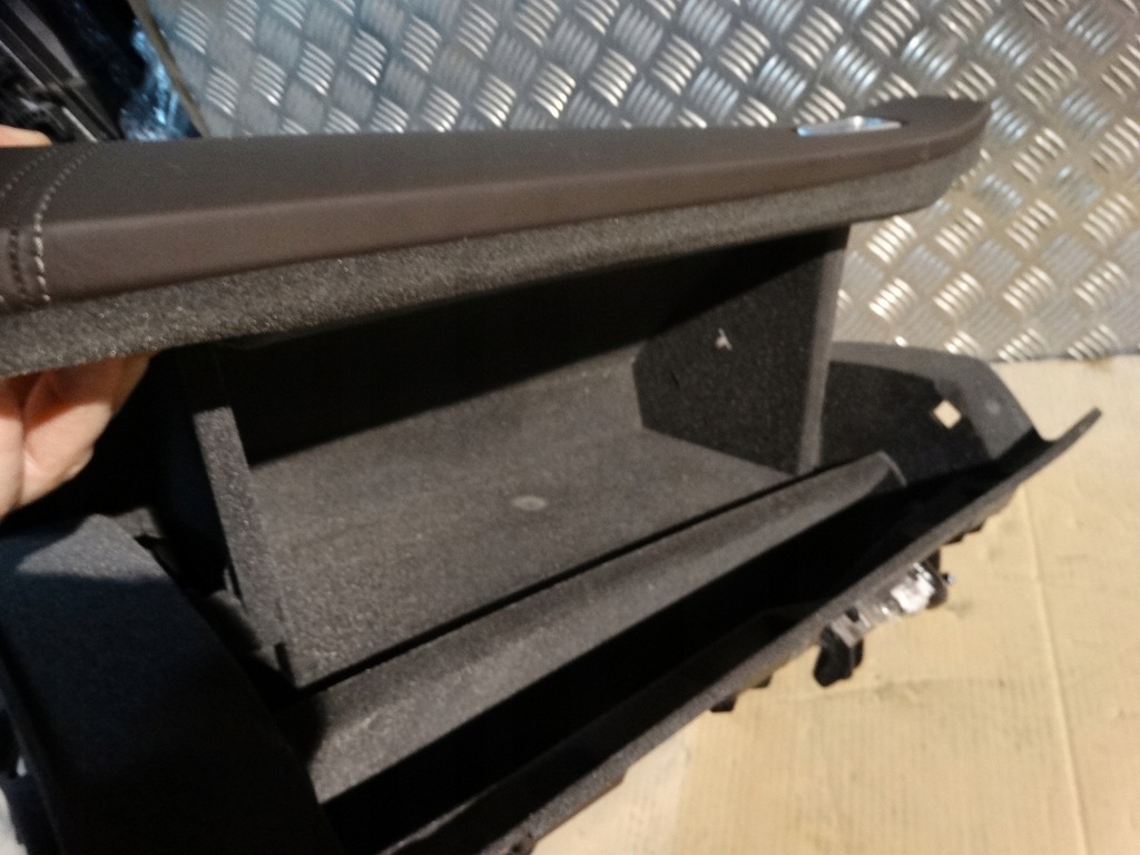 фото №5, Бардачок пасажира шкіра коричневий mercedes w166 1