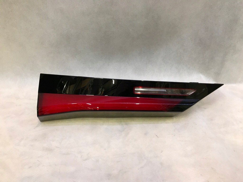 фото №1, Bmw x1 u11 23- лампа задняя внутренняя левая high usa