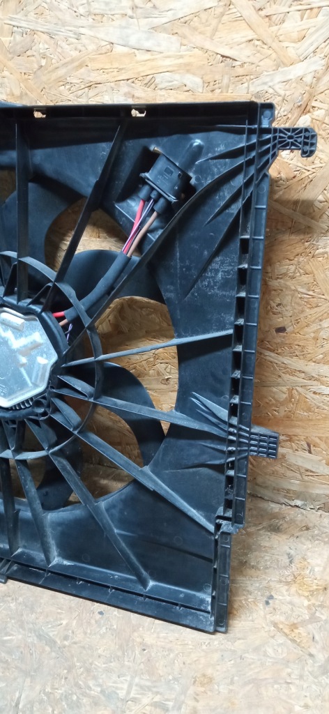 фото №10, Mercedes benz vito w447 вентилятор радиатора a4479060212