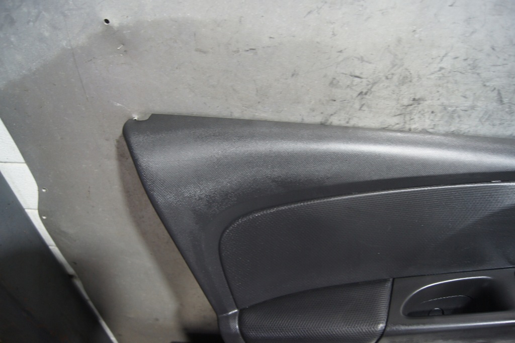 фото №9, Обшивка дверь левый перед clio iv 8090184552r