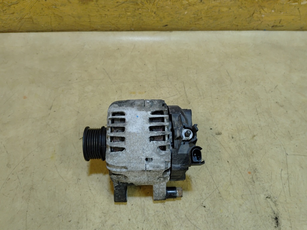 Купить Fiesta mk7 1.6 tdci генератор av6n10300md