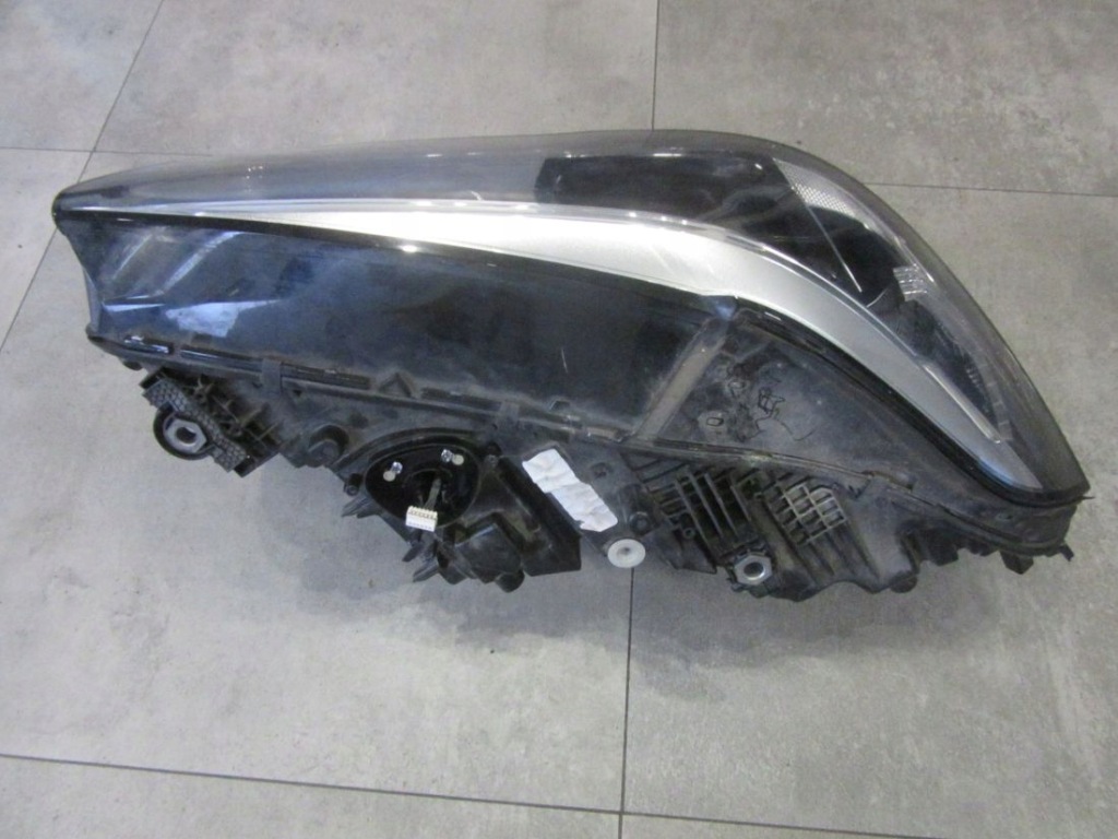 Bmw x5 g05 2022 фара правый  перед led америка 9481788-07 в Украине