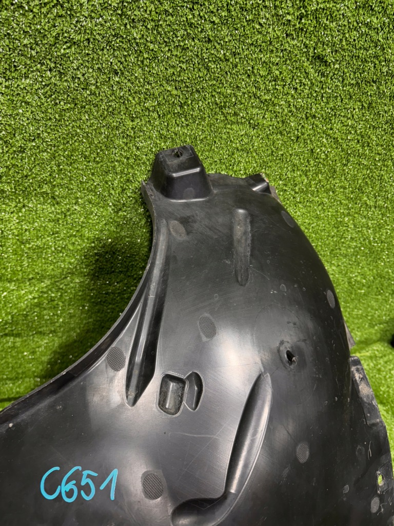 Підкрилок mercedes gls class w167 x167 2020-2023 a1676904603 Зі Шроту