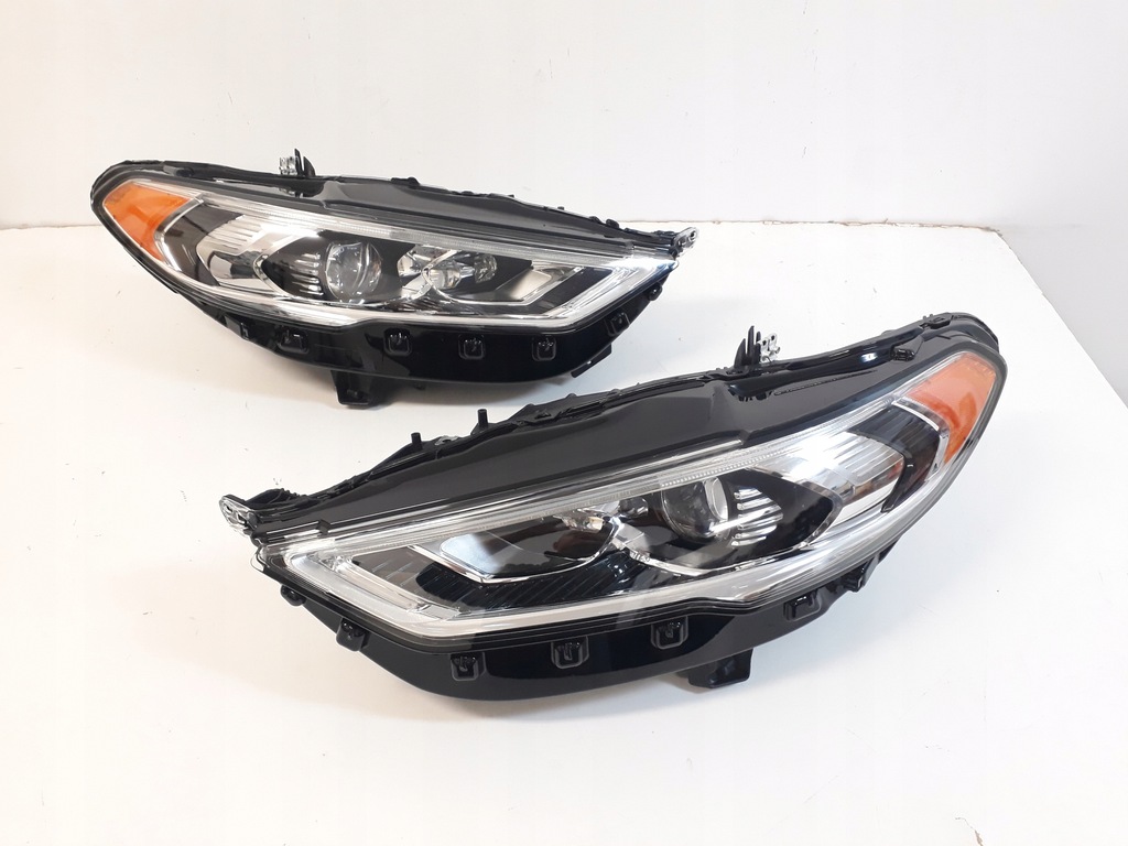 фото №1, 2x лампа full led ford fusion lift 2017- usa mk5