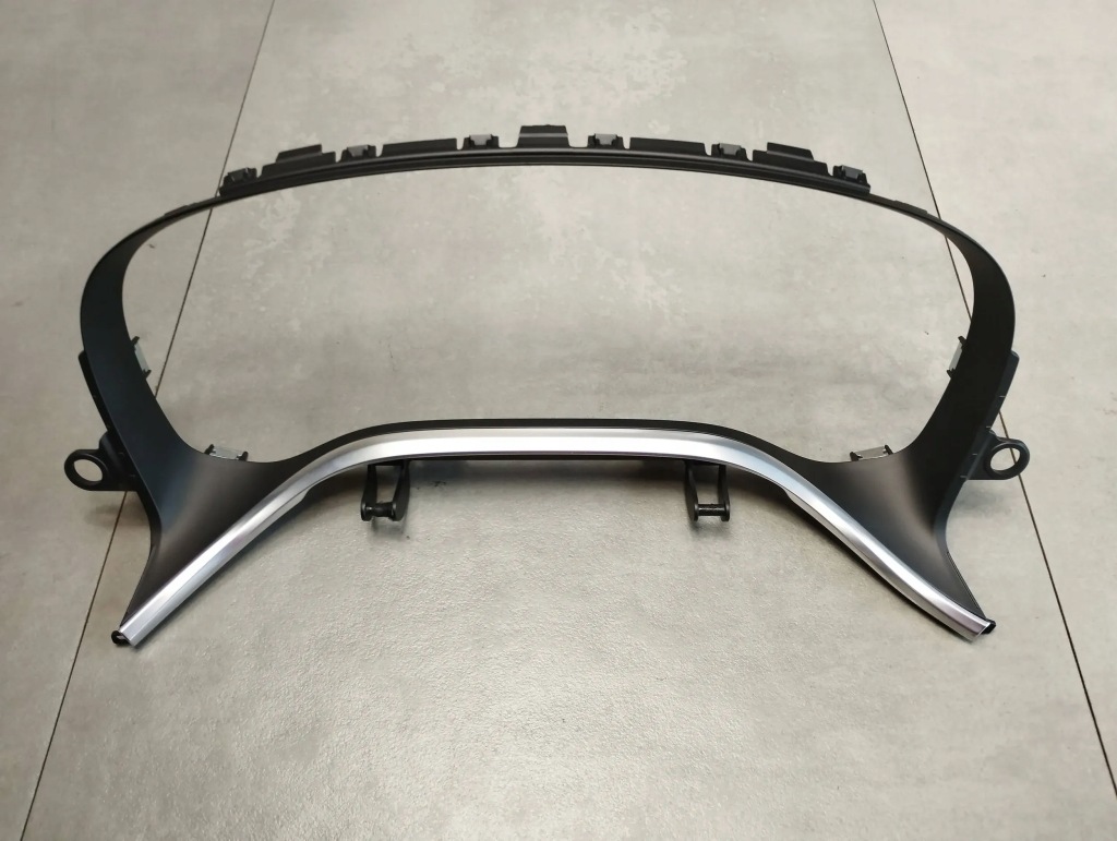 Купить Bmw 7 g11 рамка спидометра 9327069