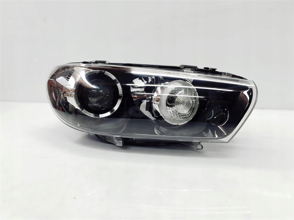 фото №1, Vw scirocco 1k8 08r+ права лампа перед ксенон ory eu !!!