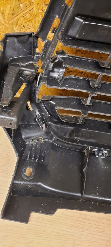 фото №10, Решітка радіатора решітка радіатора бампера радіатора audi a1