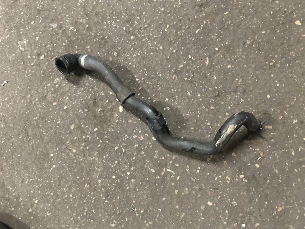 фото №1, Vw golf vii 5g труба шланг води 1.6 tdi