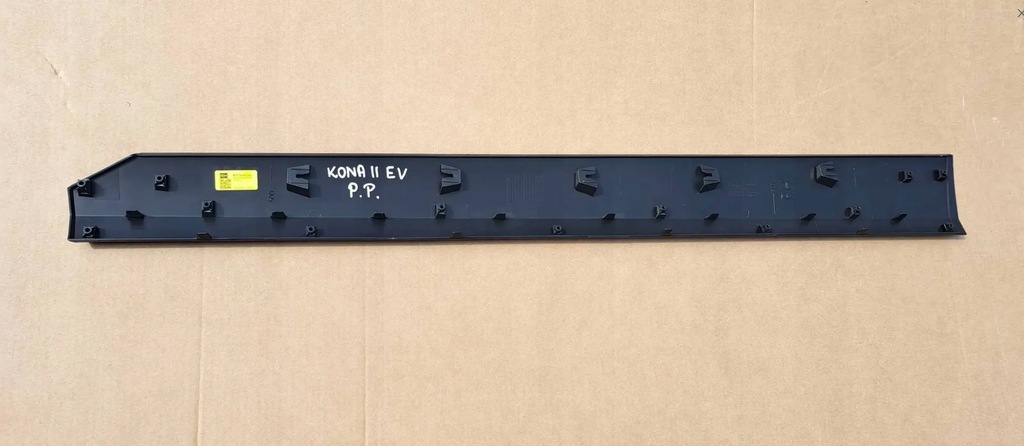 фото №4, Hyundai kona ii ev молдинг дверь правый перед