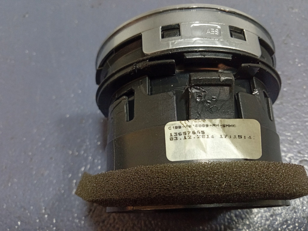 фото №5, Ford fiesta mk7 lift ґрати обдув c1bb-a018b09-aa