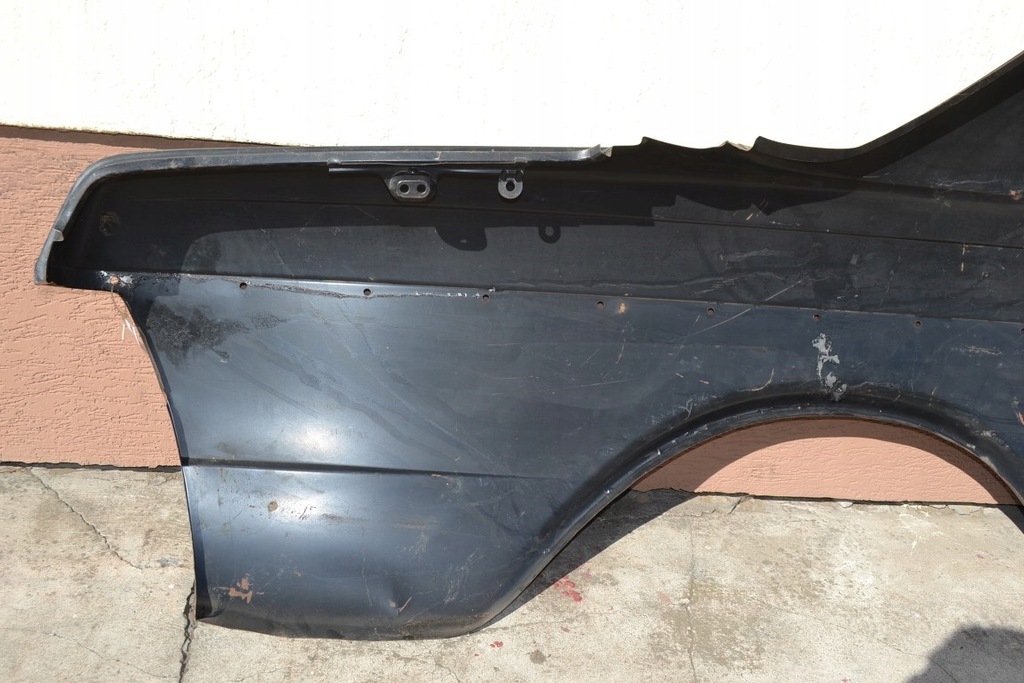 фото №13, Mercedes c123 coupe крыло задний левый обшивка