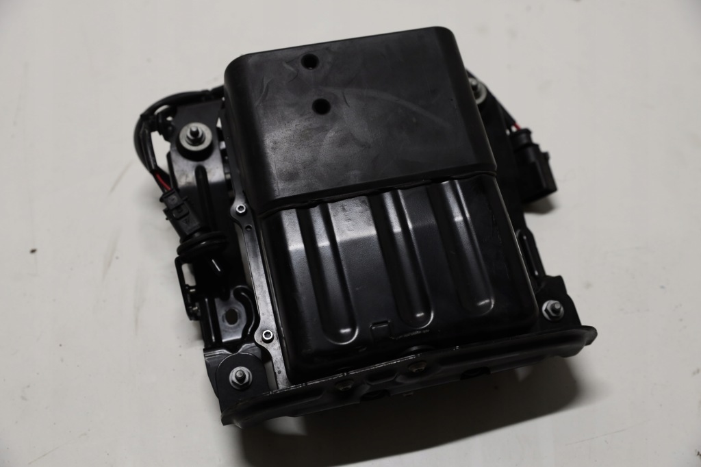 фото №1, Компрессор подвеска porsche panamera 970 970 358 151 14