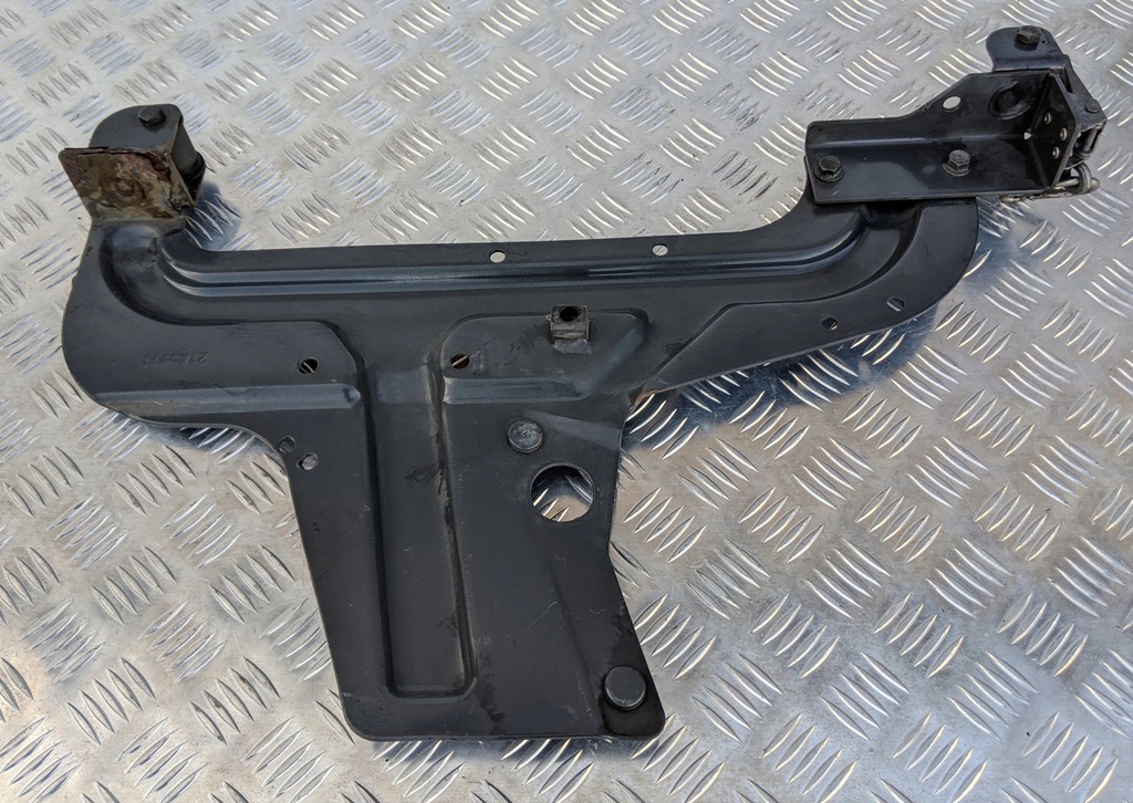 фото №2, Кронштейн защита межосевой scania r