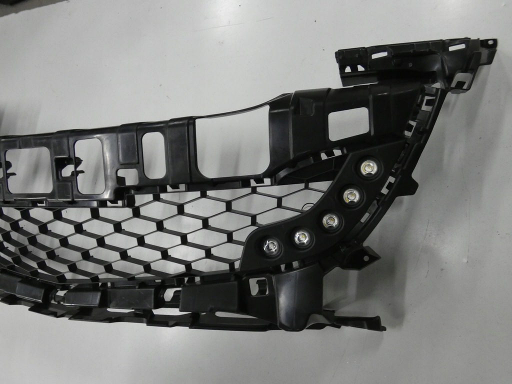 фото №3, Решётка радиатора, решётка радиатора mazda 3 mps sport led