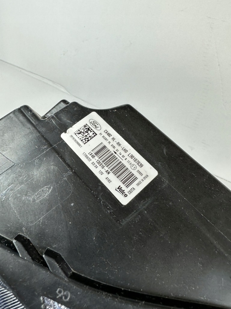 Kuga mk3 st фара full led правий ліва комплект lv4b-13e017-an lv4b-13e016-an Доставка