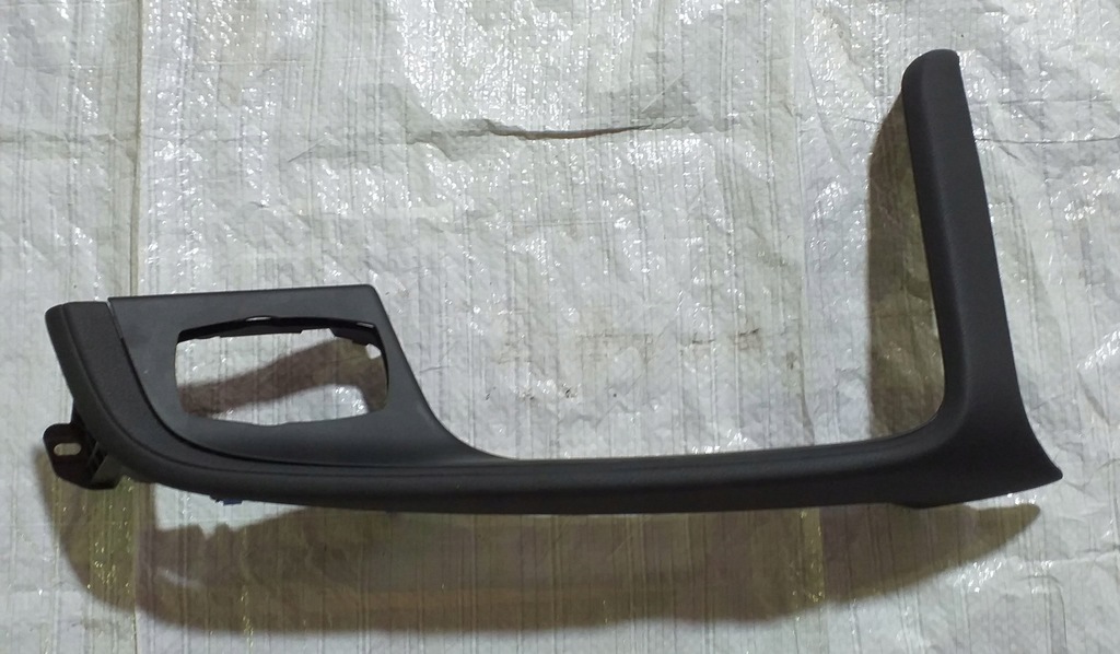 фото №1, Bmw x1 f48 рамка захист корпус панелі консолі