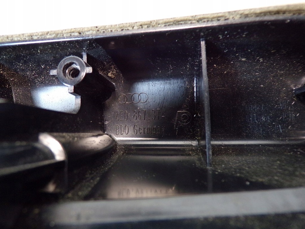 фото №7, 4e0867374 ручка подлокотник правый задняя audi a8 d3