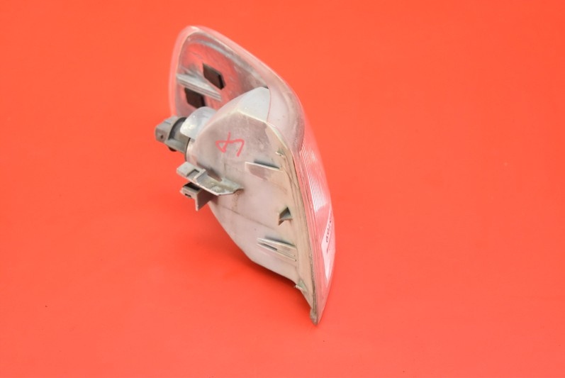 фото №6, Поворотник лівий перед volvo xc70 1 i 98r