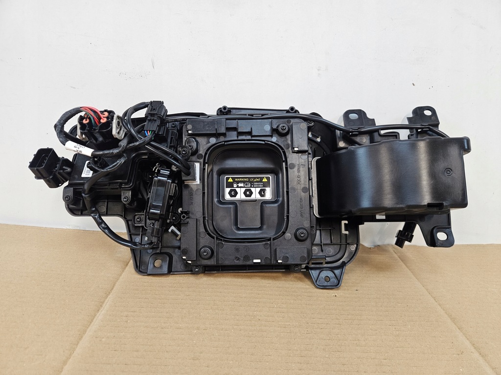 фото №6, Hyundai kona i electric електрик lift роз'єм заряджання 86340-k4aa0