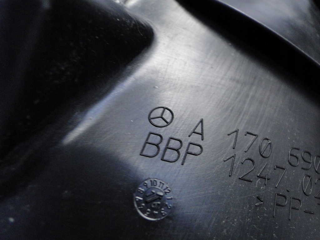 фото №10, Mercedes підкрилок передні праве bucik slk r170 170 po рестайлінг lift