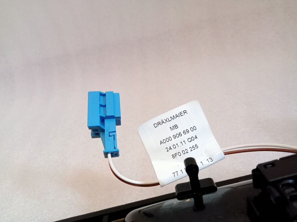 Mercedes gle w166 молдинг дверь декоративная  панель ftela правый перед a1667600661 Доставка