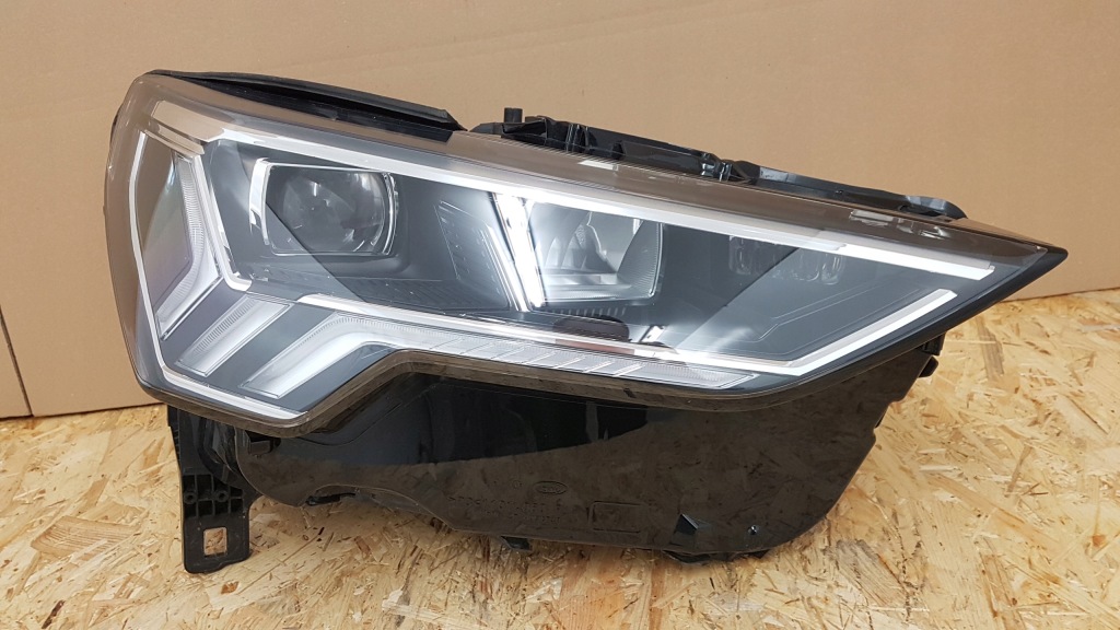 Фара перед правый  audi q3 83a full led 83a941034 Киев