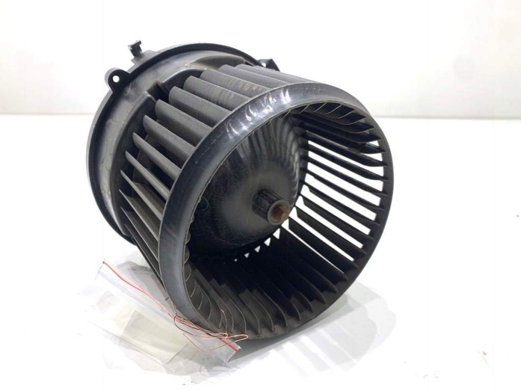 Купити Повітродувка обдув bmw f48 9297752 вентилятор