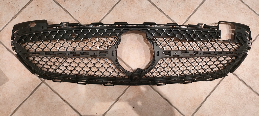 фото №1, Решітка радіатора решітка радіатора mercedes c-klasa w206 amg line a2068882100 2021-