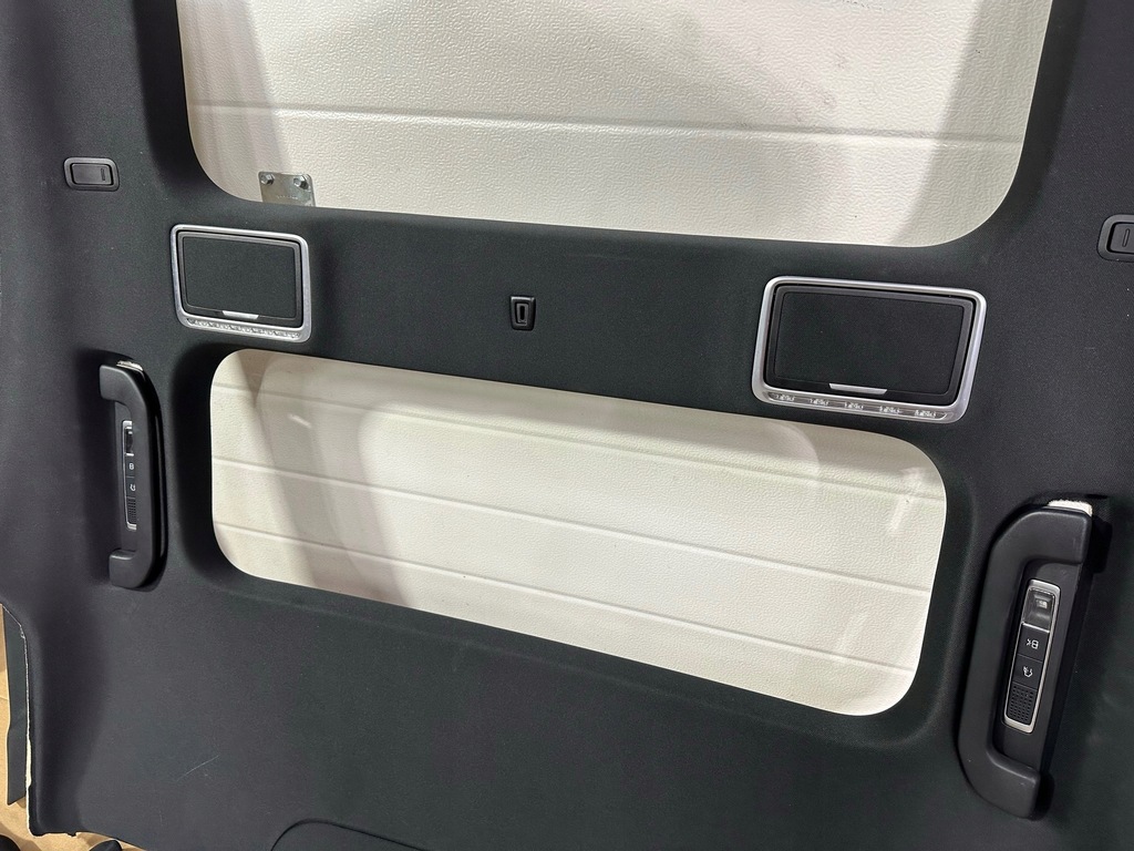 фото №12, Потолок, потолок, czarna mercedes s w222 короткий панорама