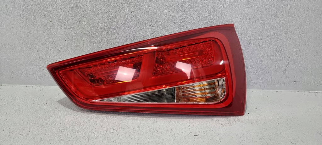 фото №1, Лампа правий задня задня led audi a1 8x0 10-