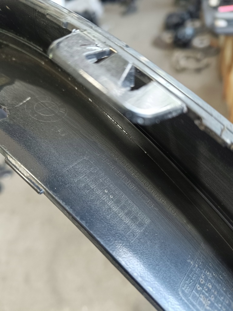 Молдинг крила права m-pakiet задній bmw x5 f15 475 7326052 Зі Шроту