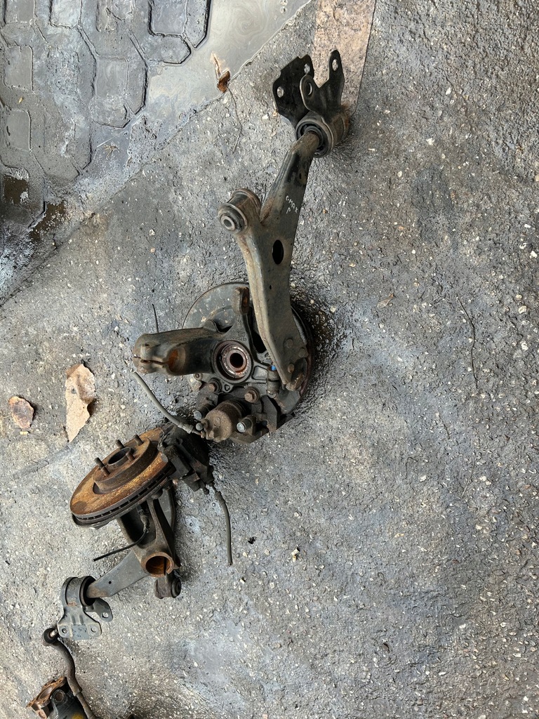 фото №4, Ford c-max mk2 поворотный кулак перед правая