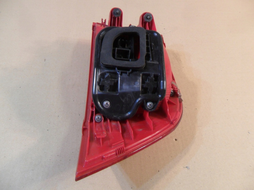 фото №12, Vw passat b7 лампа задняя левая 3af945095a