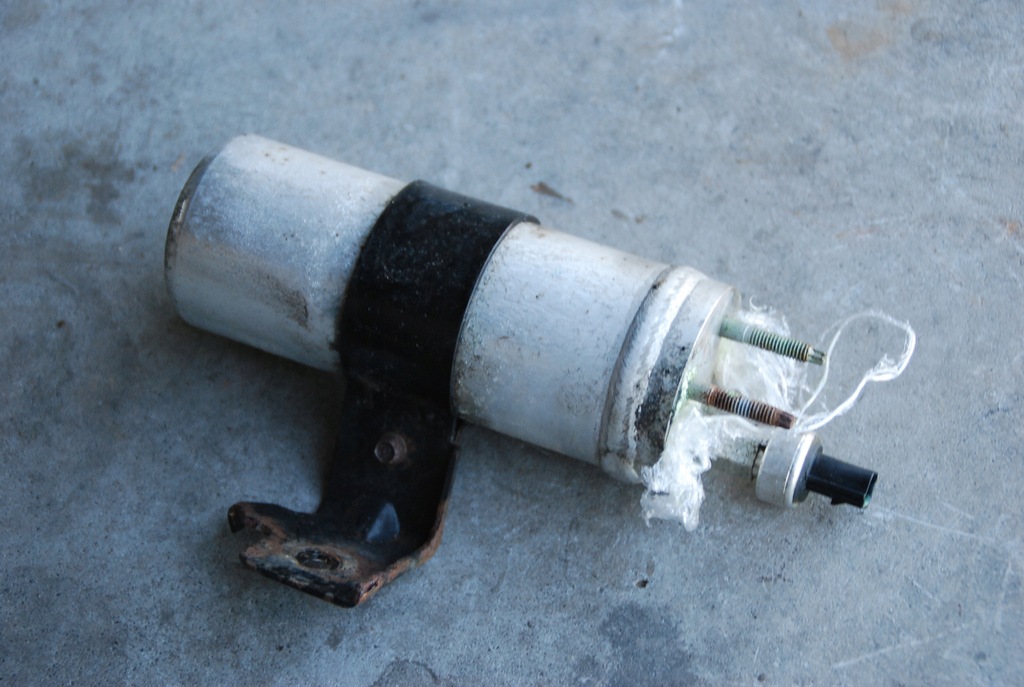 фото №1, Ford fiesta mk7 1.0 осушувач випарник кондиціонера