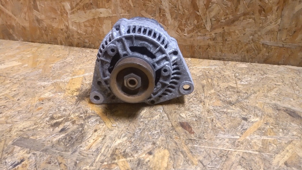 фото №1, Saab 9000 генератор