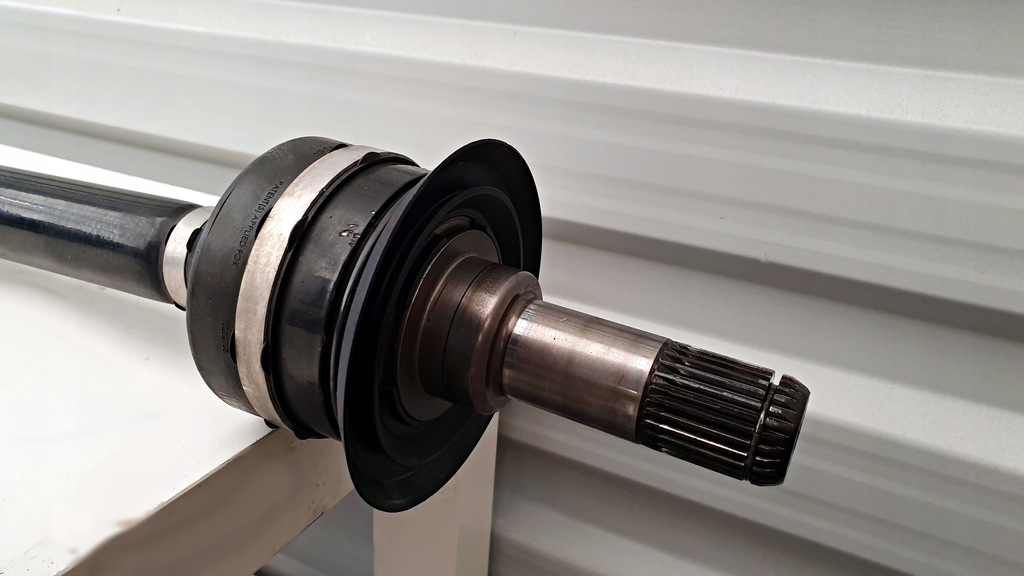 фото №4, Bmw g30 приводной вал правый задняя 8664624