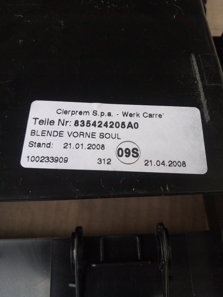 фото №11, Audi a4 b8 a5 заслонка подлокотник сиденье задняя 8k0885944