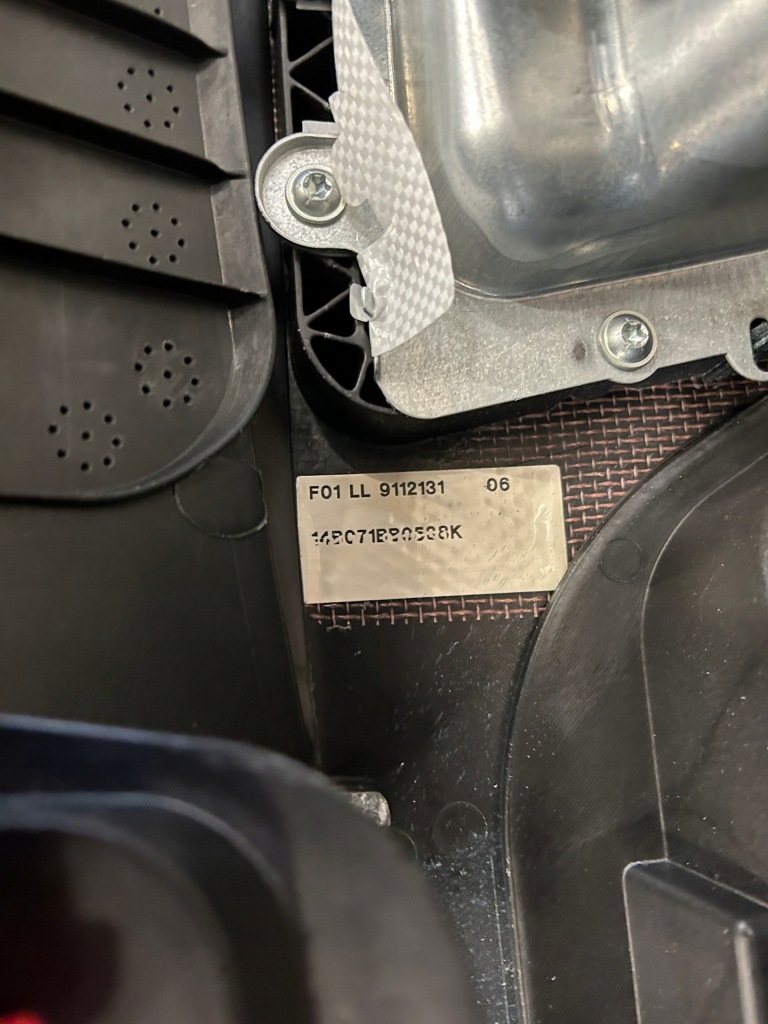 фото №12, Консоль приборная панель ремни наколенники bmw 7 f01 f02 lci lift 2014 usa коленная подушка безопасности pas