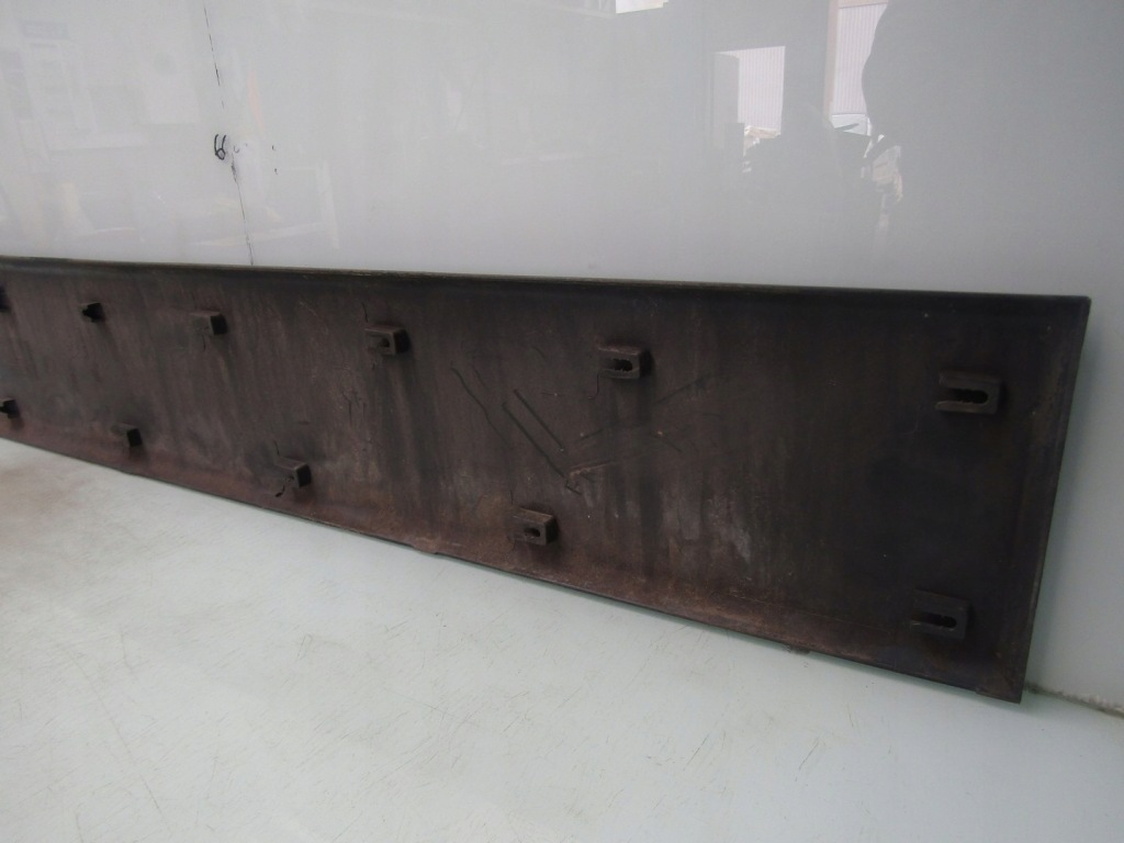 Ducato iii 10r ліва молдинг кузовна бічна середня boxer 1306606070 Ціна