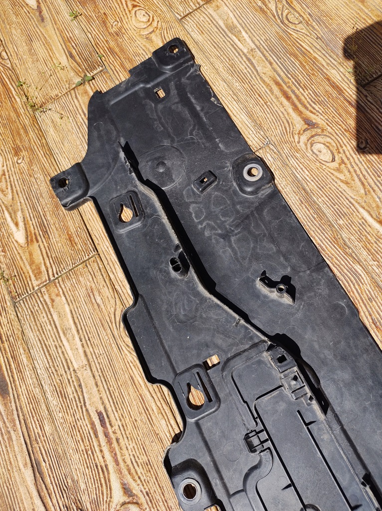 фото №16, Volvo v60 18r- защита подвеска левая