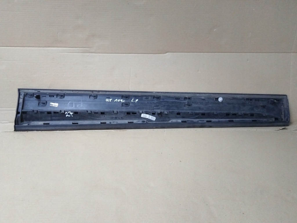 фото №4, Молдинг з двері нижня лівий перед audi q5 fy 80a853959a