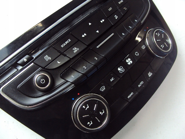 фото №3, Панель радио кондиционера peugeot 508 i