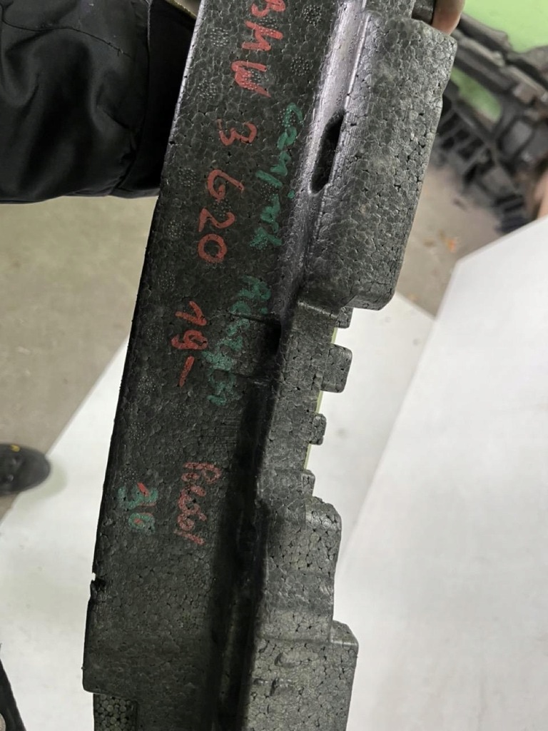 фото №10, Піна абсорбер перед датчик bmw 3 g20 19-