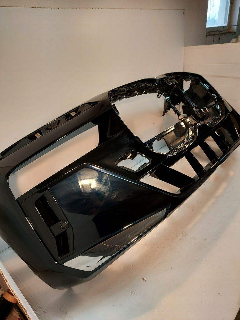 фото №12, Bmw g70 i7 m набор бампер карбон schwarz 416 eu