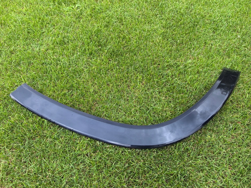 Купить Mercedes gls 167 amg молдинг крыла правая перед