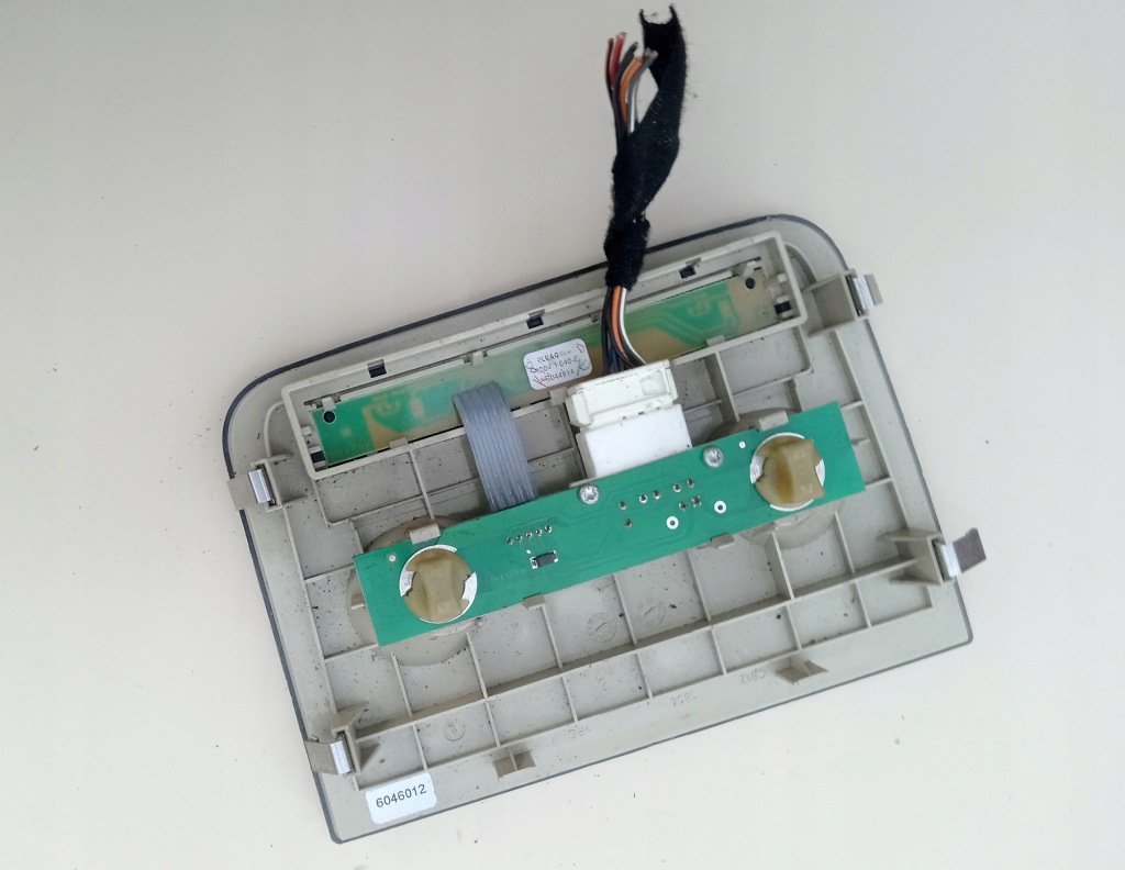 Лампа потолочный потолочная салона alfa romeo 159 Цена