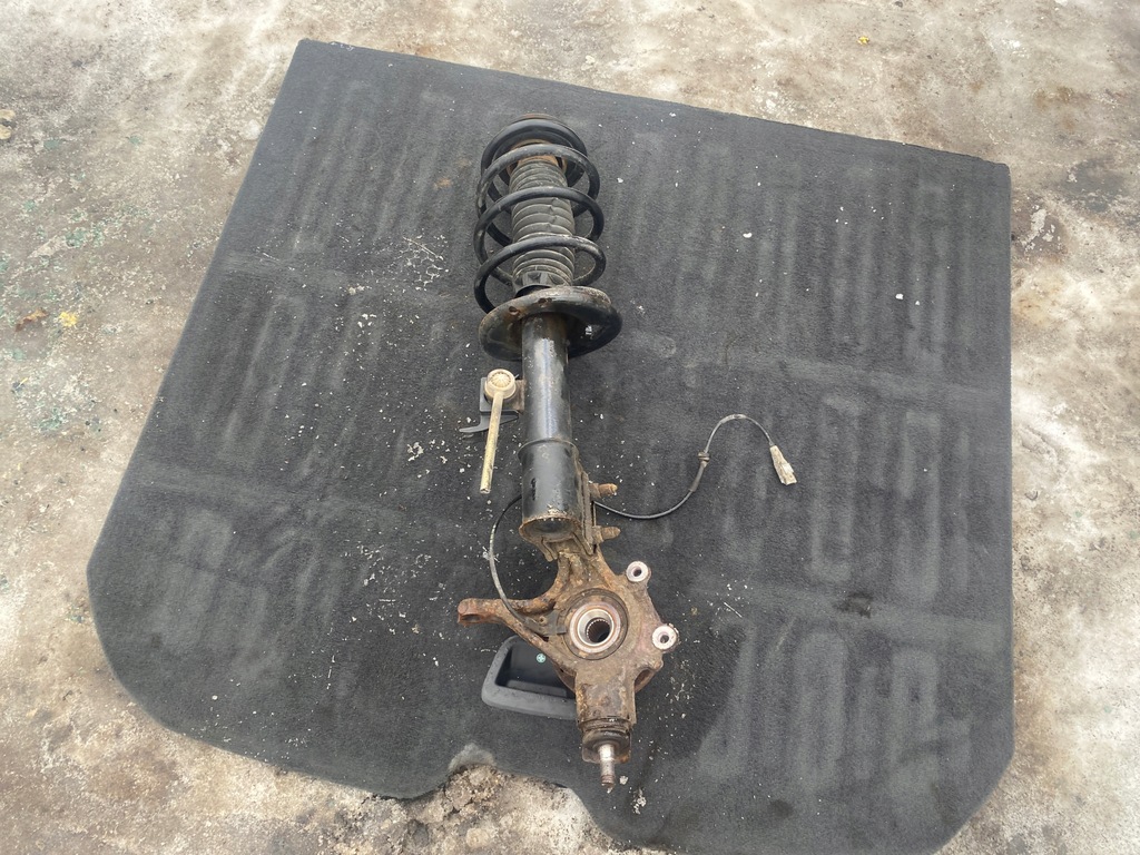 фото №7, Citroen berlingo iii амортизатор поворотный кулак левый перед