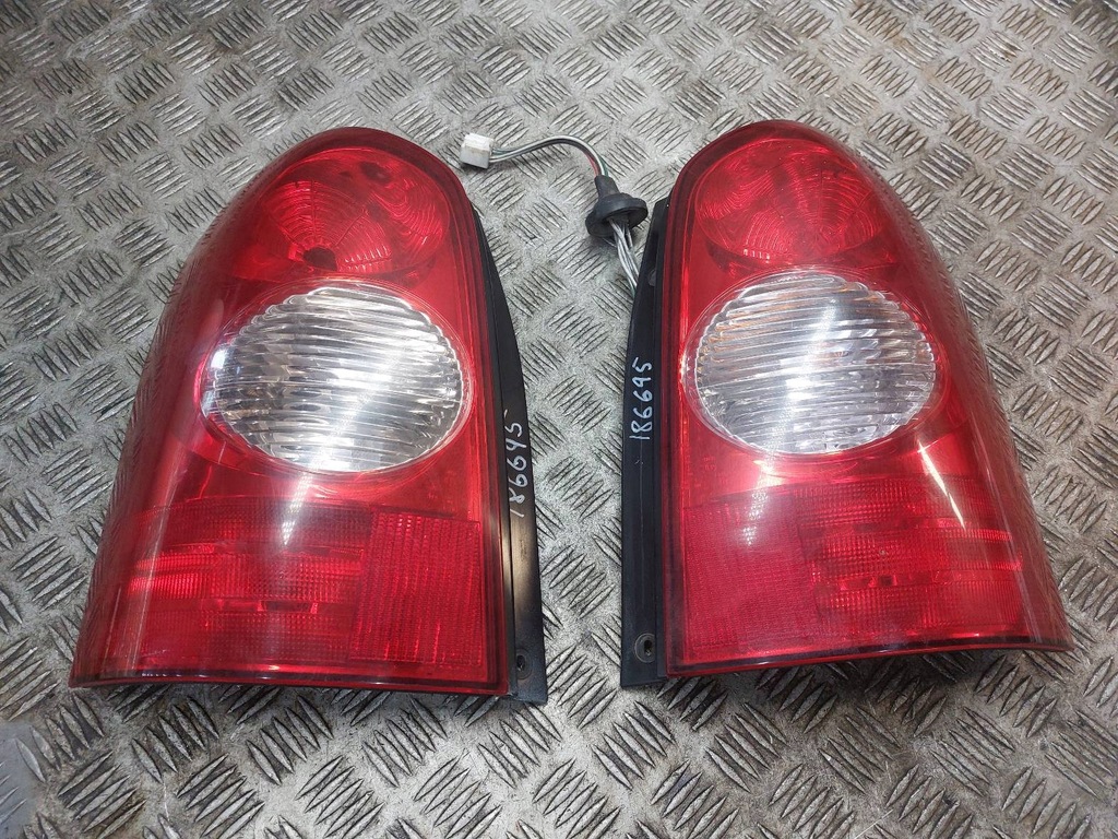 фото №1, Лампа левый задняя + правый задняя mazda mpv ii europa