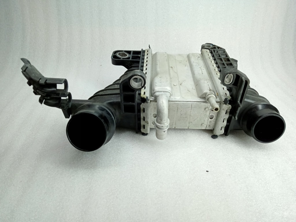 Mercedes a w177 19r 1.5d інтеркулер 144967867r оригінал Недорого