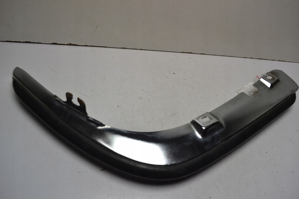 Mercedes w116 wąs уголок бампера левый перед Недорого